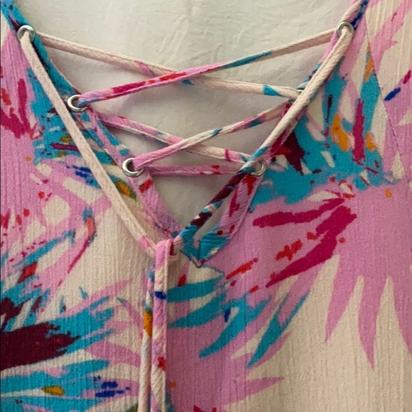 Izzy & Lola Top - Picture 3 of 3